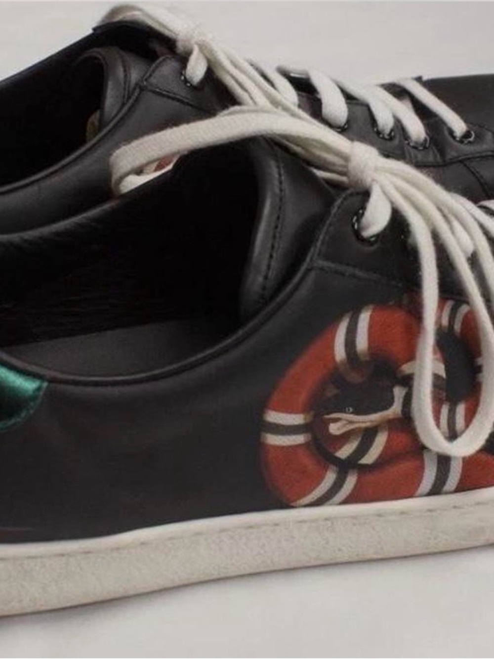 Gucci Black Leather Low-Top Sneakers with Red Snake Motif